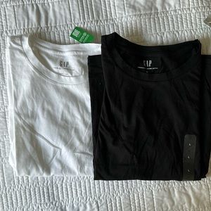 NWT Gap t shirts